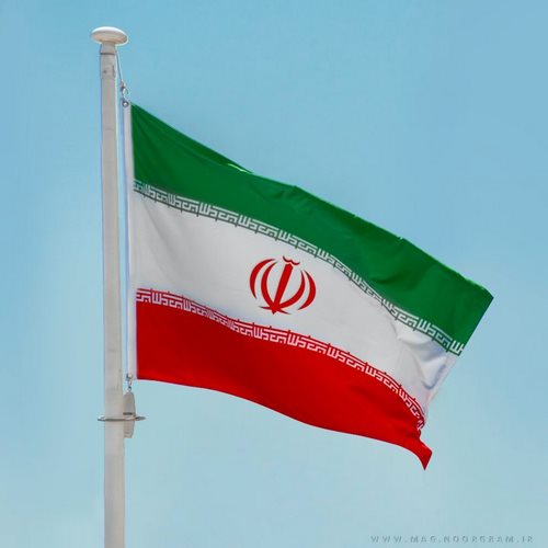 دانلود آهنگ هیچ جا واسم مثل ایران نمیشه