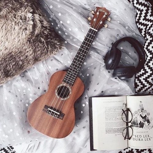 دانلود آهنگ شبیه مرده غمگینم از سامیار دانلود آهنگ شبیه مرده غمگینم از سامیار