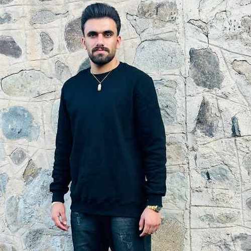 دانلود آهنگ ست بزنم لباسم با عشق با کلاسم