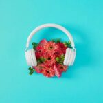 دانلود آهنگ برایم قهوه تا مقصد بریزید