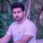 دانلود آهنگ عاشقتم روانیم مسیر و زندگانیم